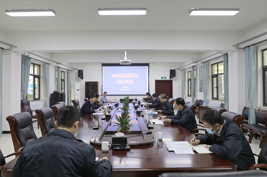 聚会全景.jpg
